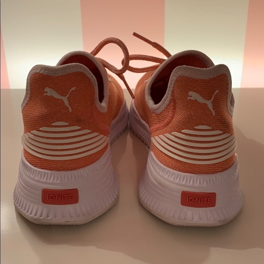 Puma Runners - Picture 3 of 4